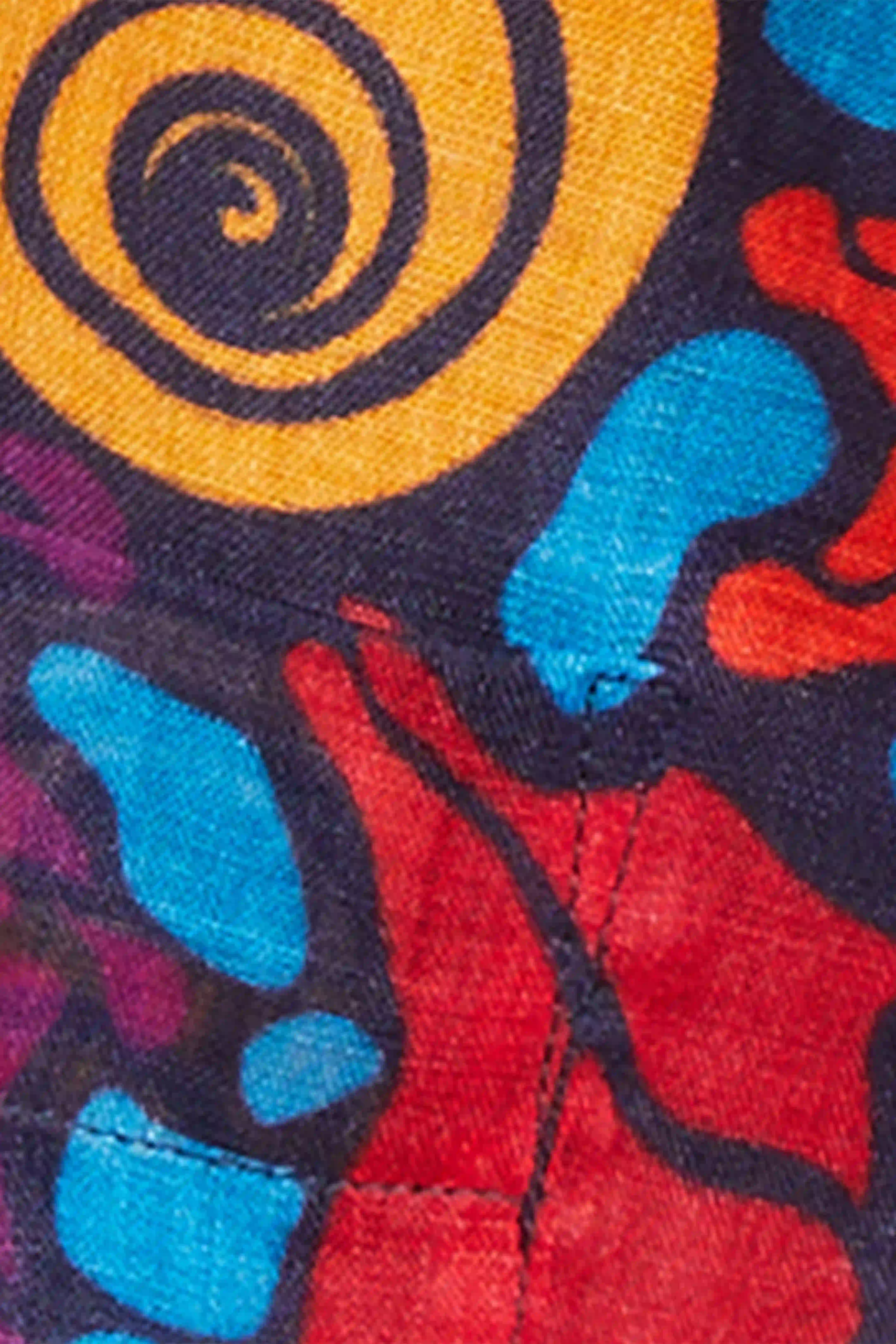 Fabric and colour swatch: extracted fabric swatch